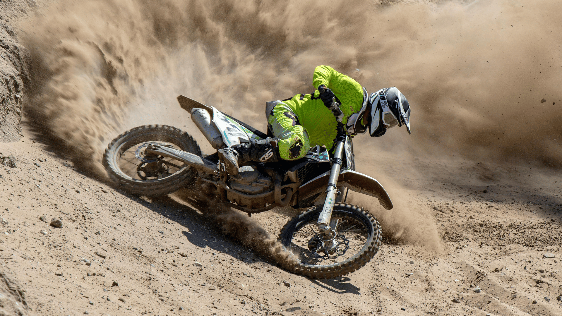 2024-04.1 - Crafting the ideal press release for the motorcycle media